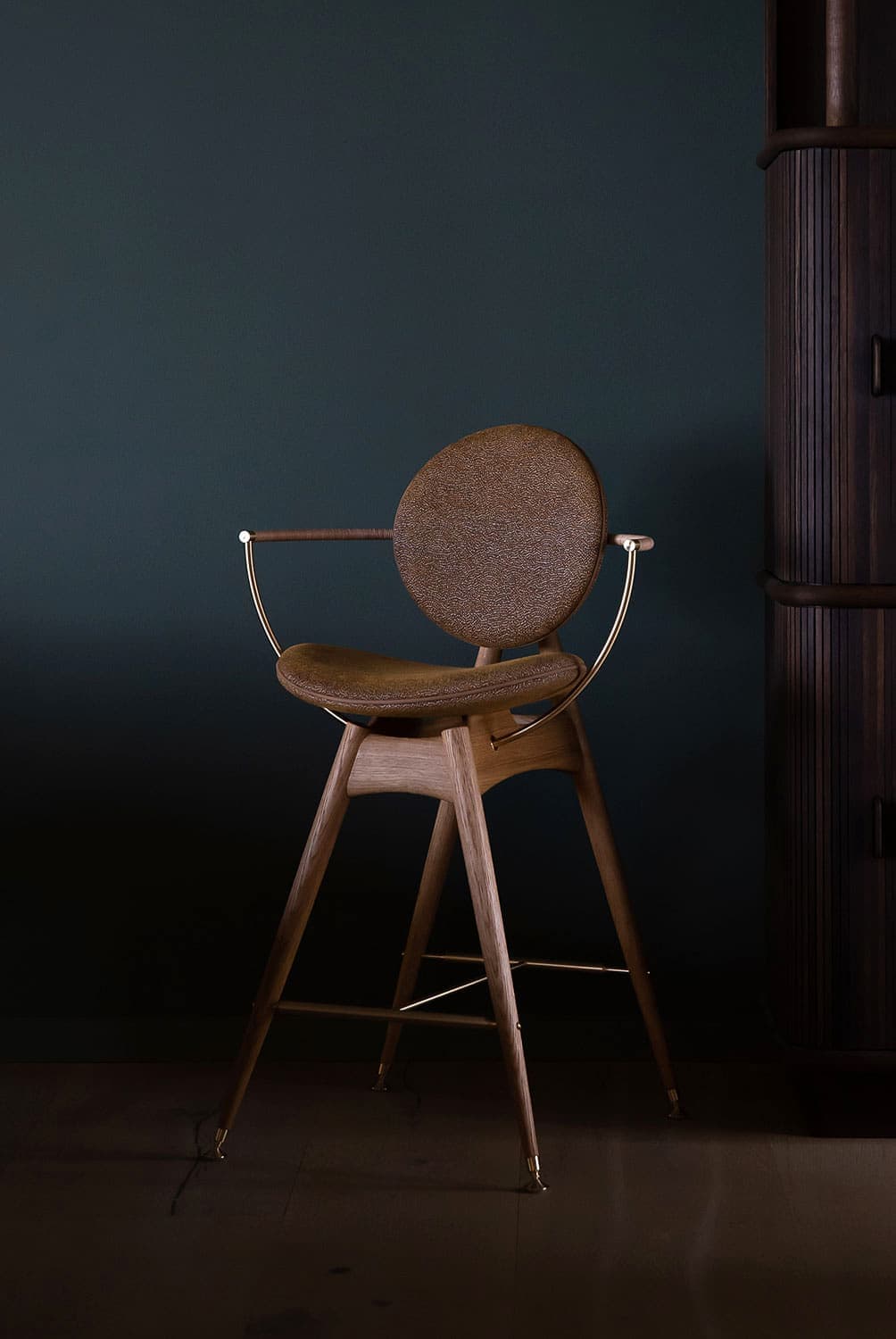 Circle-Bar-Chair-Low-WithArmrest-Oak-Balgo-Fabric-Overgaard-Dyrman-1