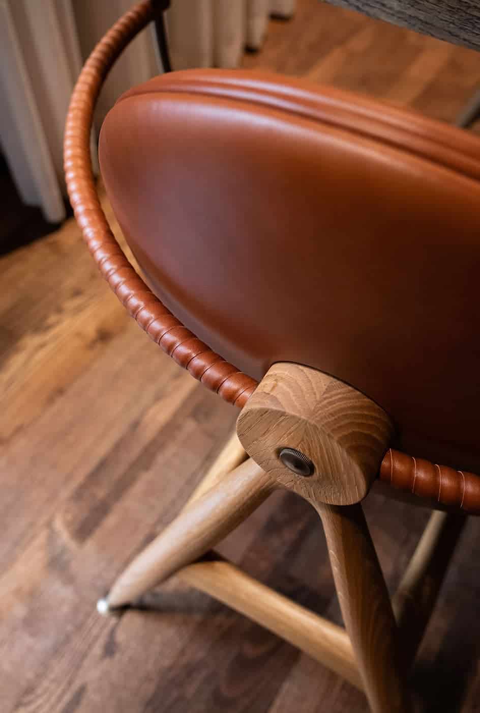 Restaurant-by-Alan-Bates-Circle-Chairs