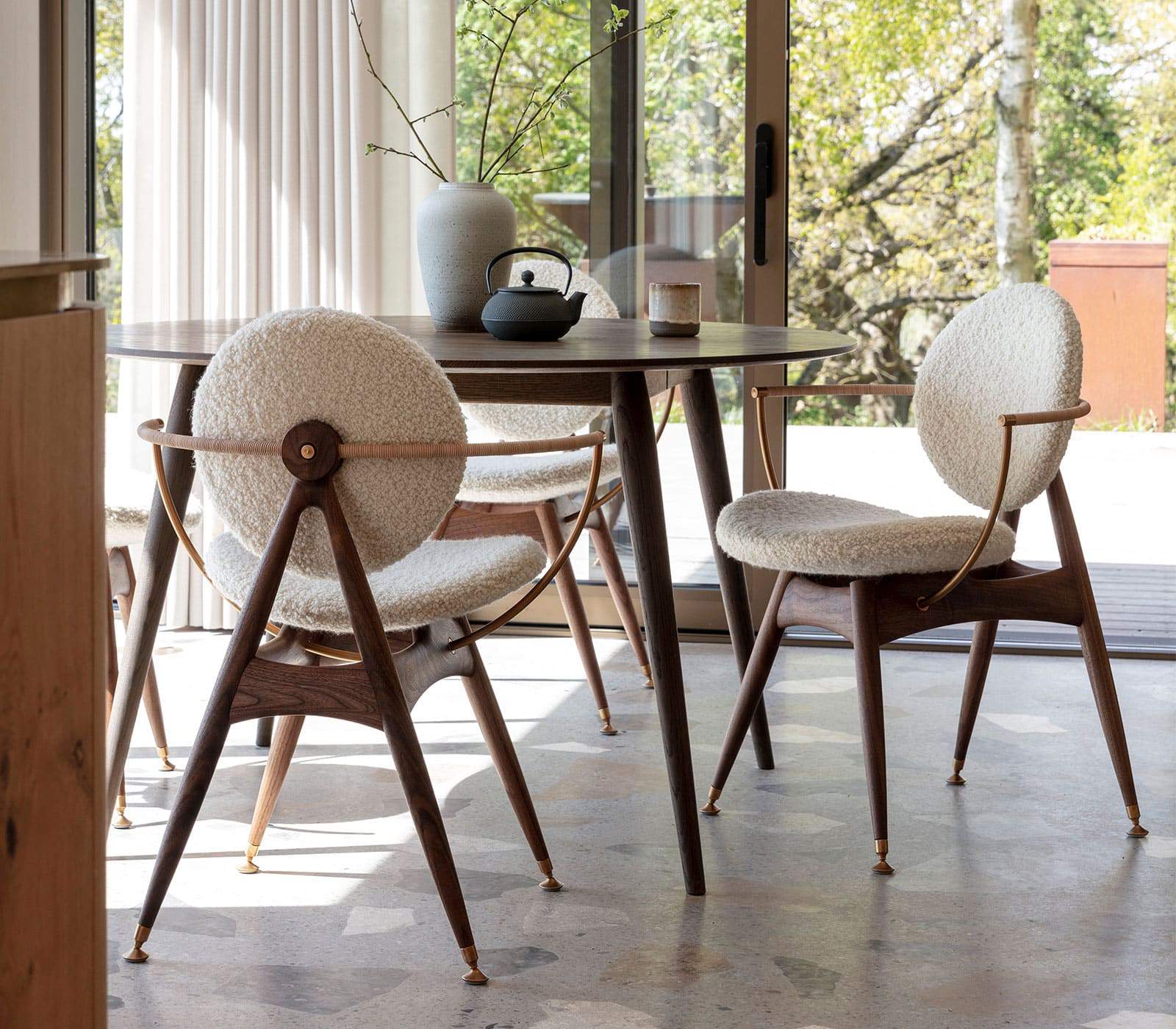 Circle-Dining-Chair-Boucle-Villa-Arrondi